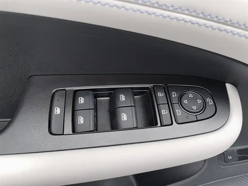 BYD Hai Bao 05 DM-i 2025 DM-i Smart Driving Edition 120KM Flagship фото 9