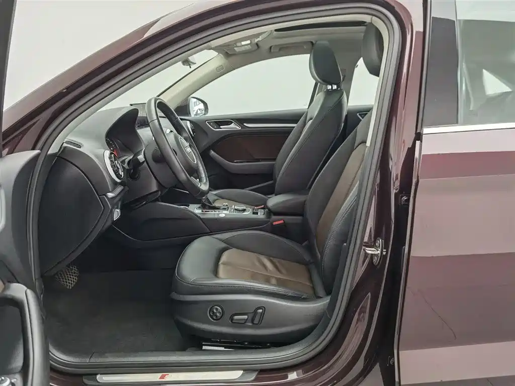 Audi A3 2016 Limousine 40 TFSI Style фото 10