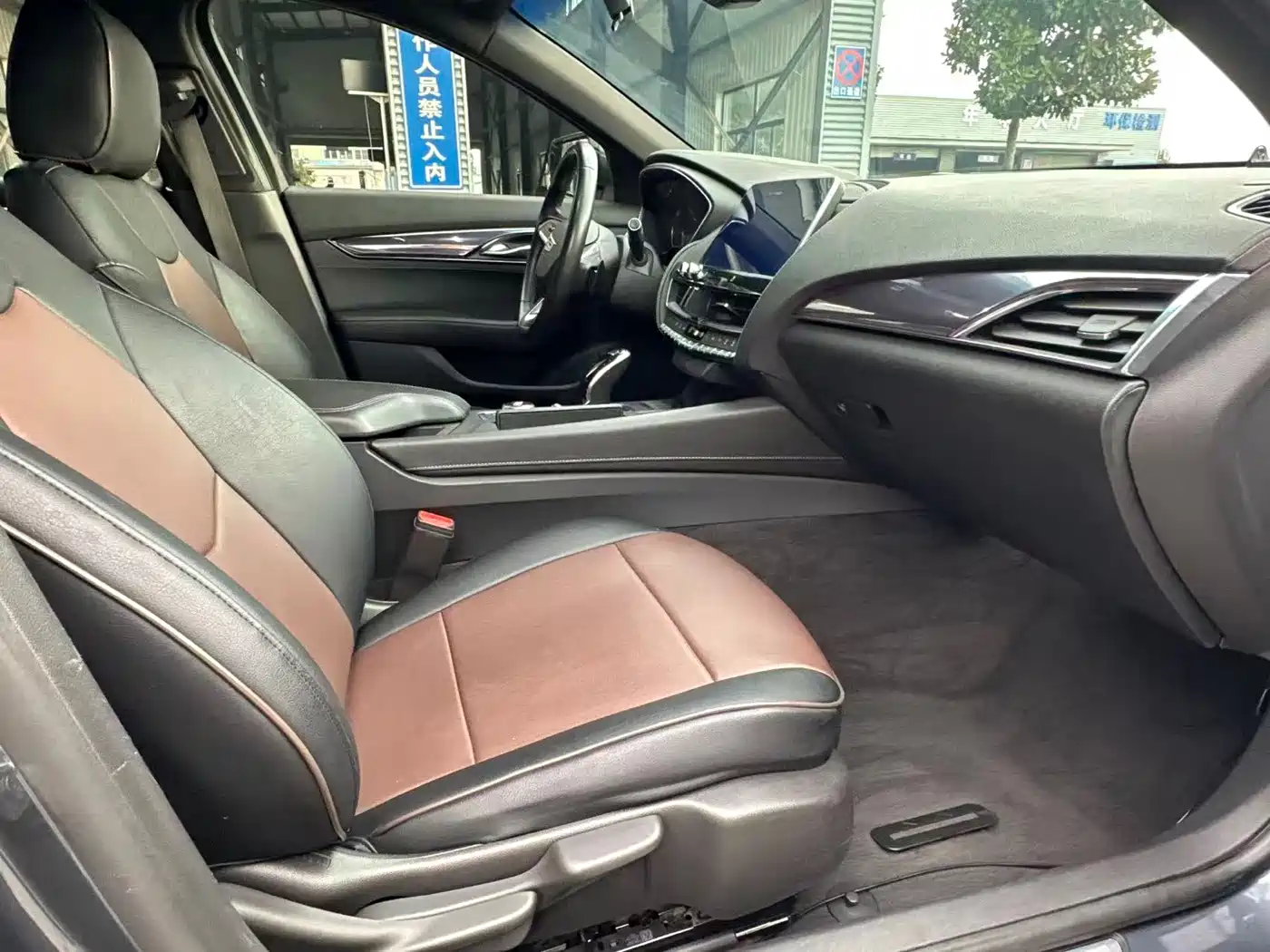 Cadillac CT5 2020 28T Technology Edition фото 9