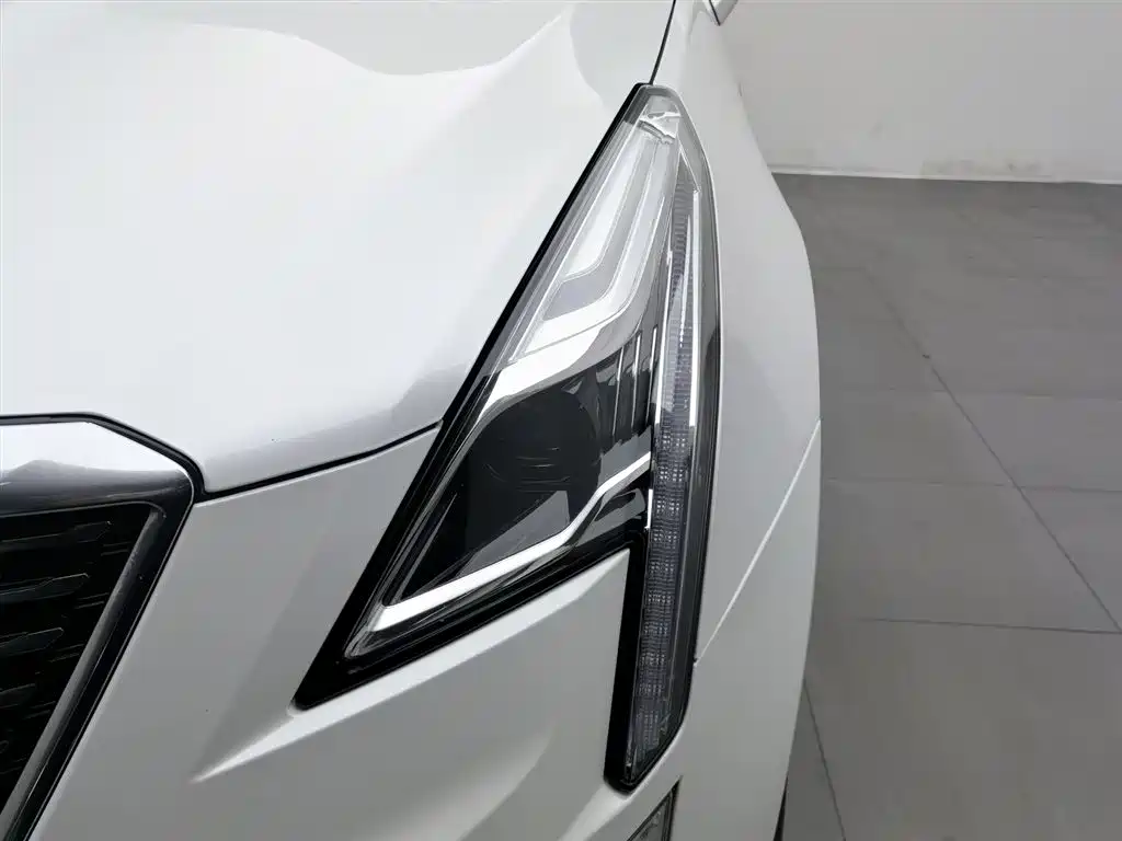 Cadillac XT5 2022 2.0T 4WD Trend Edition фото 7