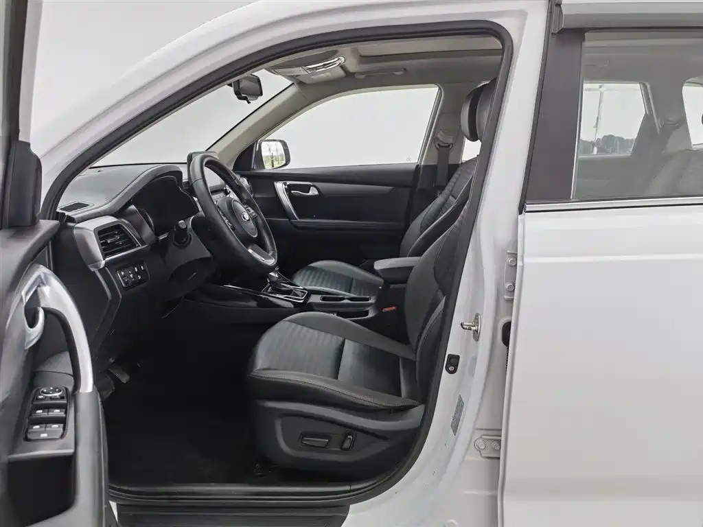Kia Sportage 2019 2.0L Automatic Smart Luxury Edition фото 10