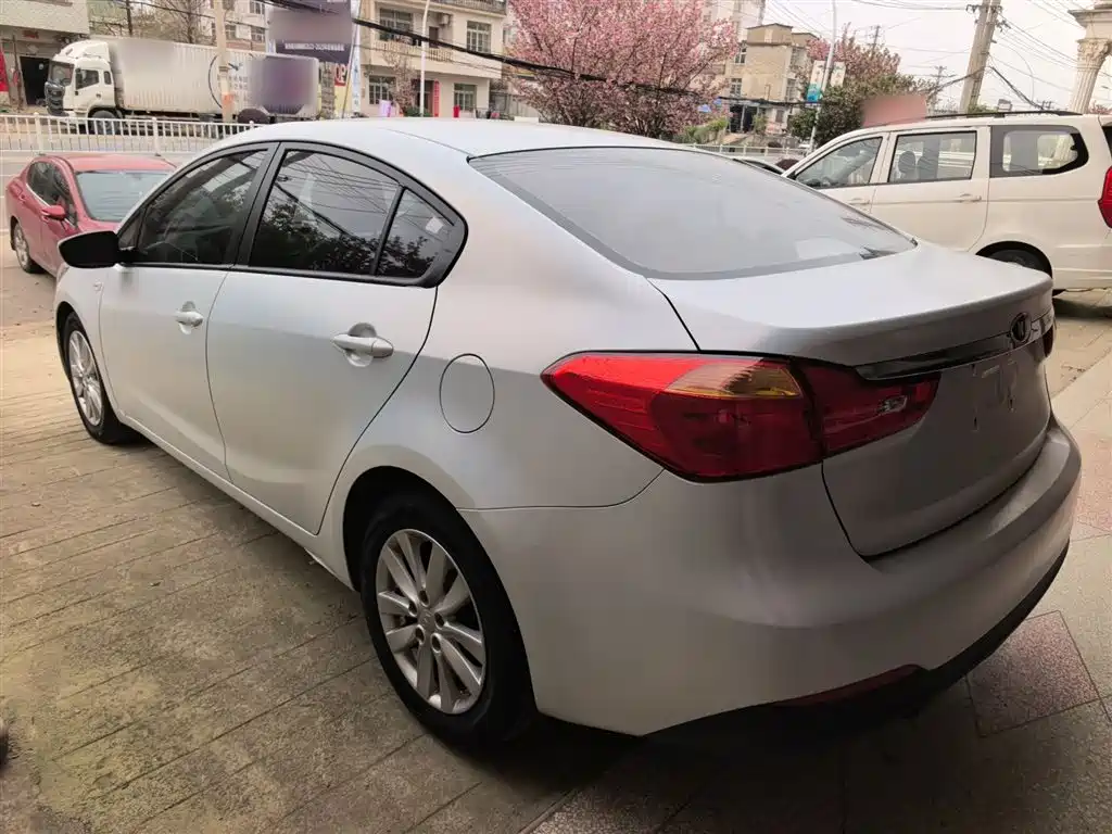 Kia K3 2015 1.6L Automatic GL фото 5