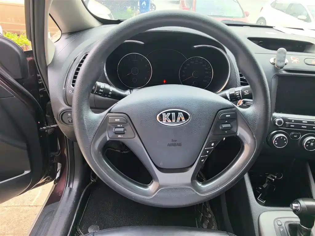 Kia K3 2015 1.6L Automatic GL фото 11