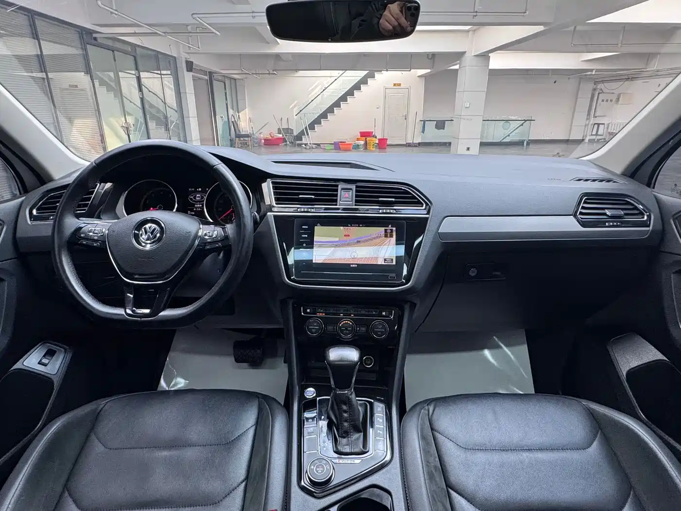 Volkswagen Tiguan L 2019 380TSI Automatic 4WD Intelligent Luxury 7-seater China VI фото 9