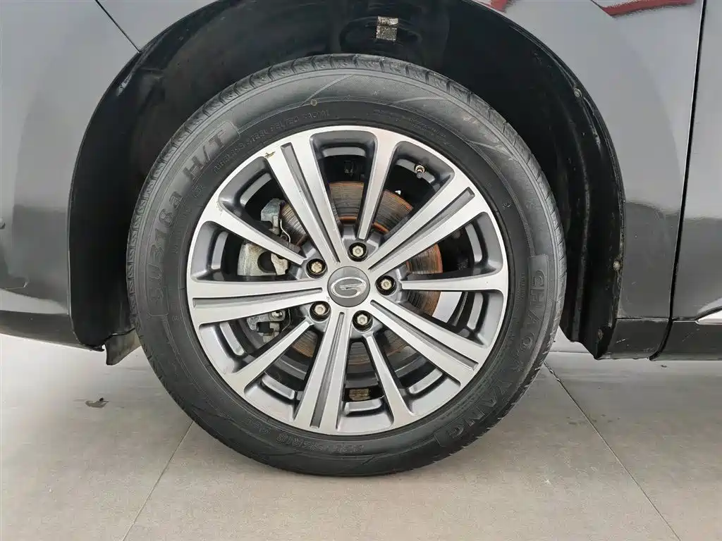 GAC Trumpchi Trumpchi M8 2018 320T Premium Edition фото 17
