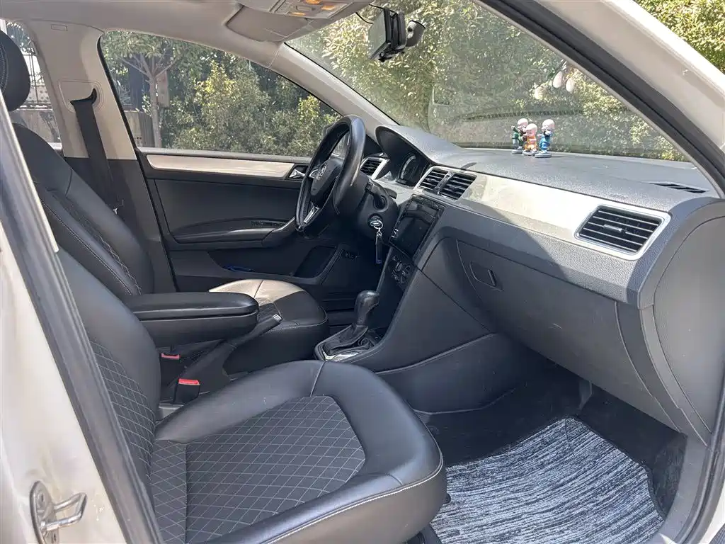 Škoda Rapid 2019 1.5L Automatic Comfort Version China VI фото 10