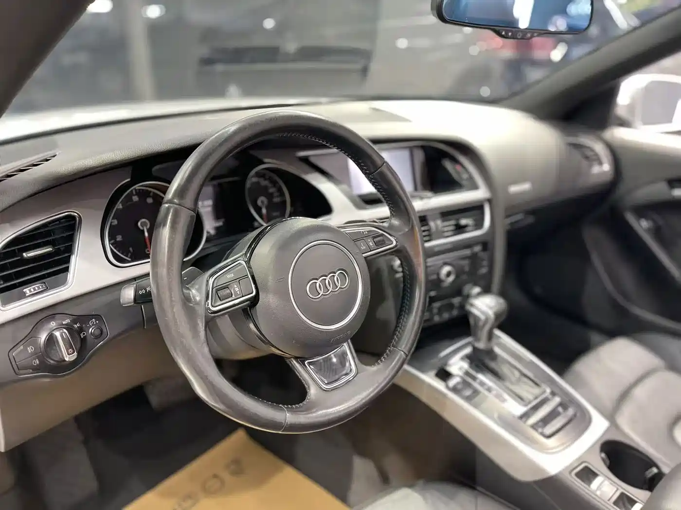 Photo 16 - Audi A5 (Import)