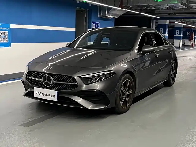 Mercedes-Benz A-Class 2024 Facelift A 200 L Fashion — фото 1