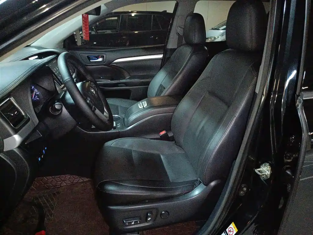 Toyota Highlander 2018 2.0T 4WD Luxury 7-seater (China V) фото 11