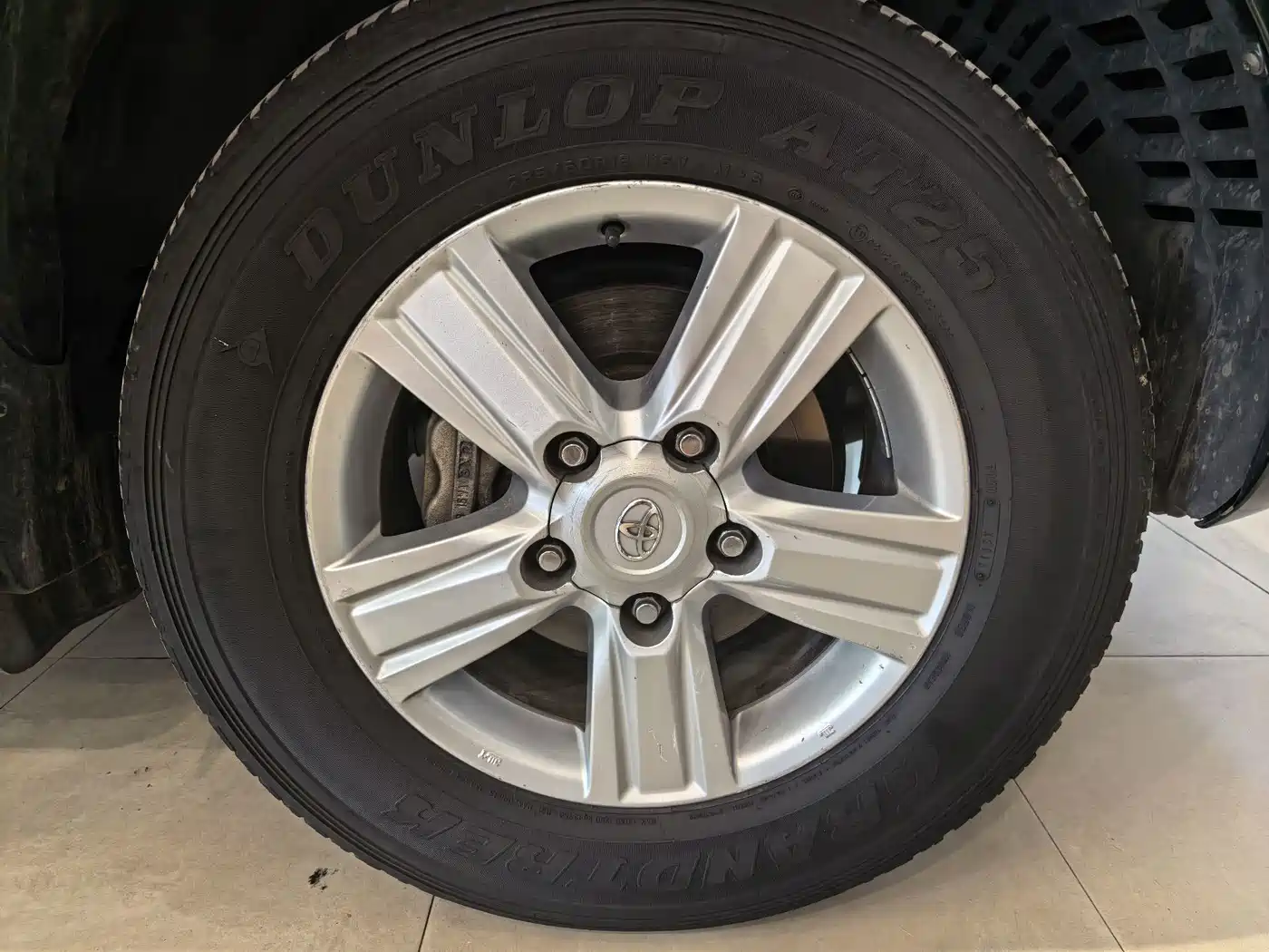 Toyota Land Cruiser 2014 2012 4.6L Automatic VX-R