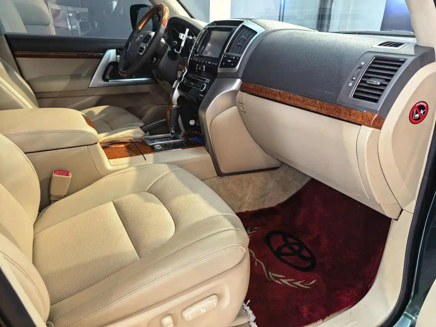 Toyota Land Cruiser 2014 2012 4.6L Automatic VX-R