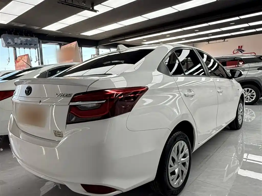 Toyota Vios 2021 1.5L CVT Zhixing Edition фото 12