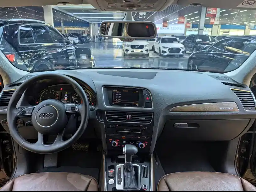 Audi Q5 2017 40 TFSI Comfort фото 8