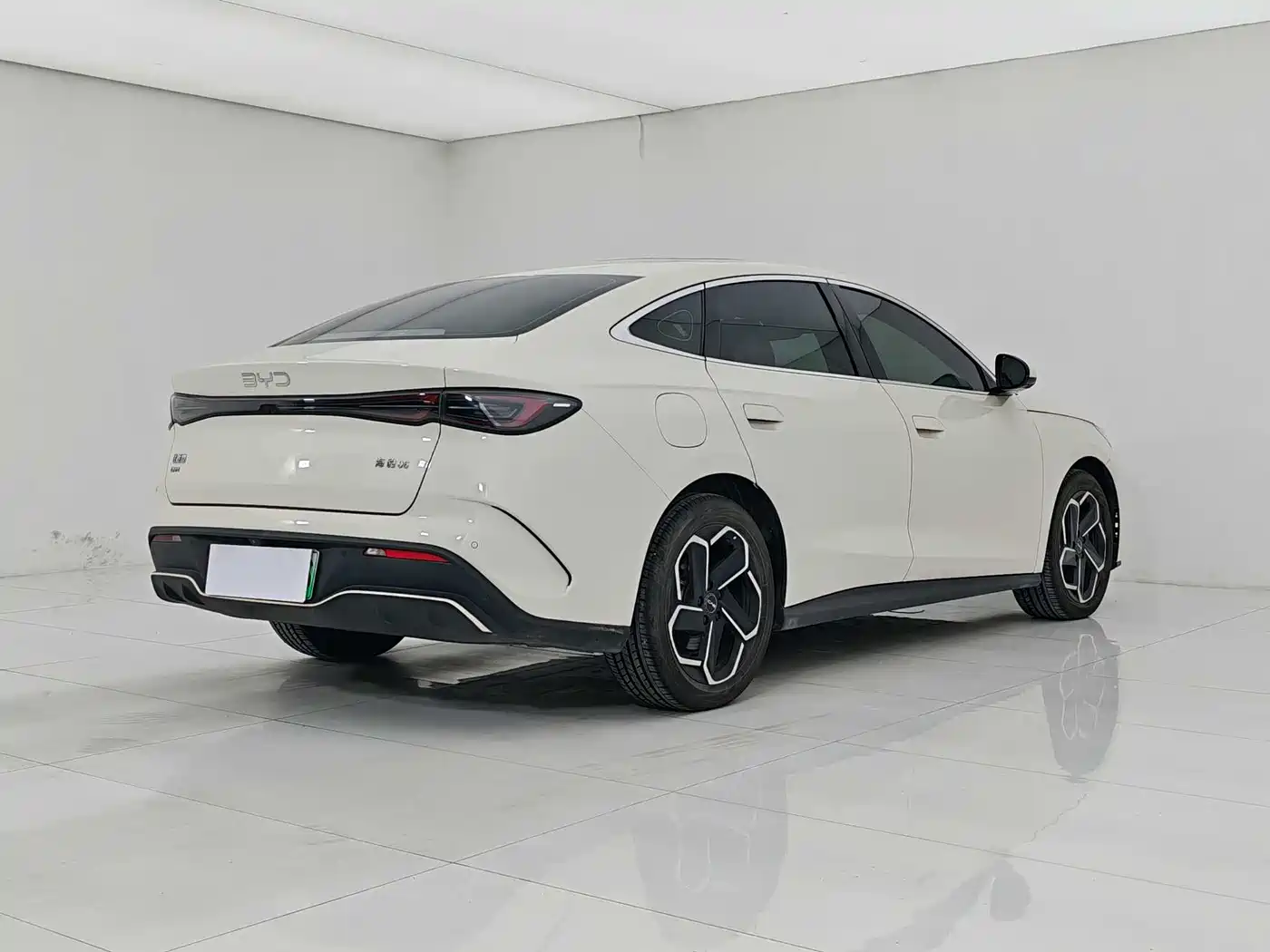 BYD Seal 06 New Energy 2024 DM-i 120KM Flagship фото 9