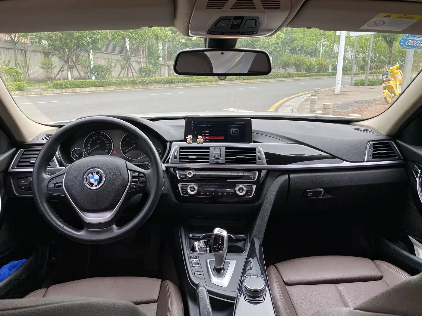 BMW 3 Series 2019 320Li Fashion Type фото 12