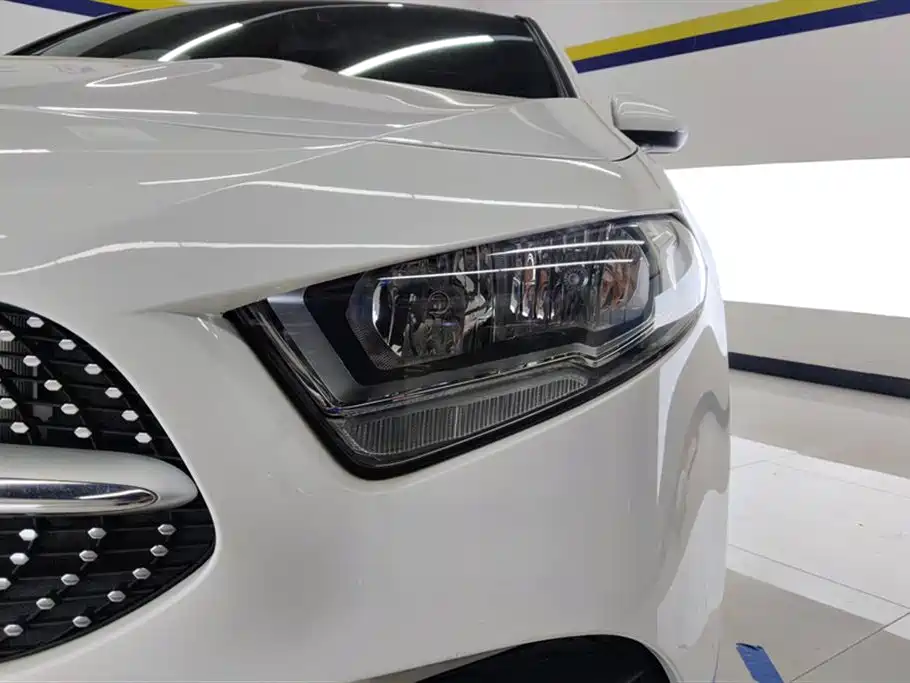 Mercedes-Benz A-Class 2022 A 180 L Sport Sedan фото 5