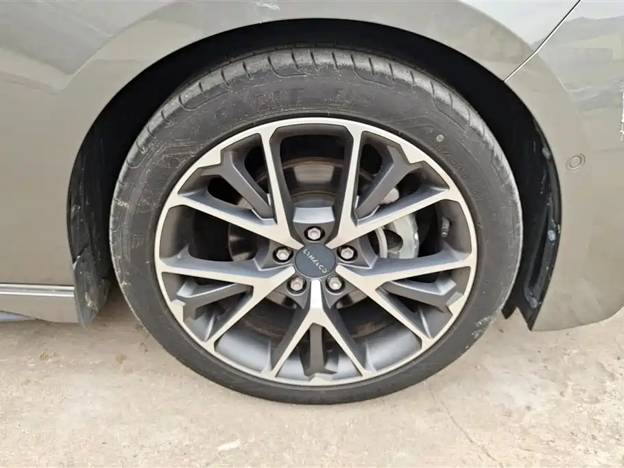 Lynk & Co 03 2022 1.5TD DCT Power Pro фото 6