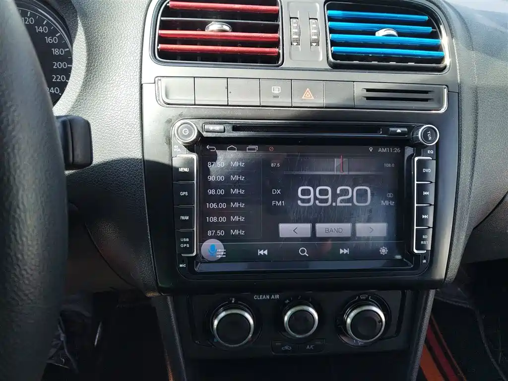 Volkswagen Polo 2016 1.4L Automatic Trend фото 13