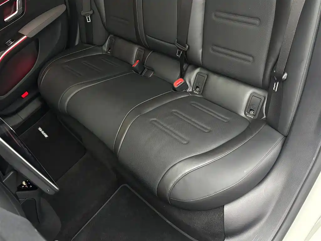 MERCEDES-BENZ EQS AMG