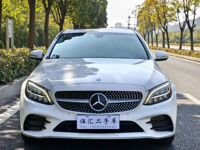 Mercedes-Benz C-Class 2019 C 180 L Fashion Sport Edition фото 2