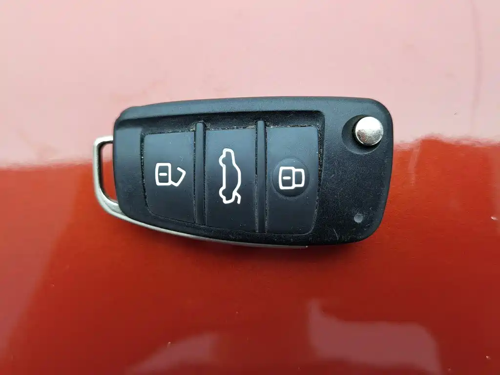 QQ New Energy Little Ant 2019 2018 400 4-Seater Premium Smart Edition