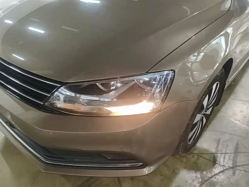 Volkswagen Sagitar 2017 230TSI Automatic Comfort фото 24