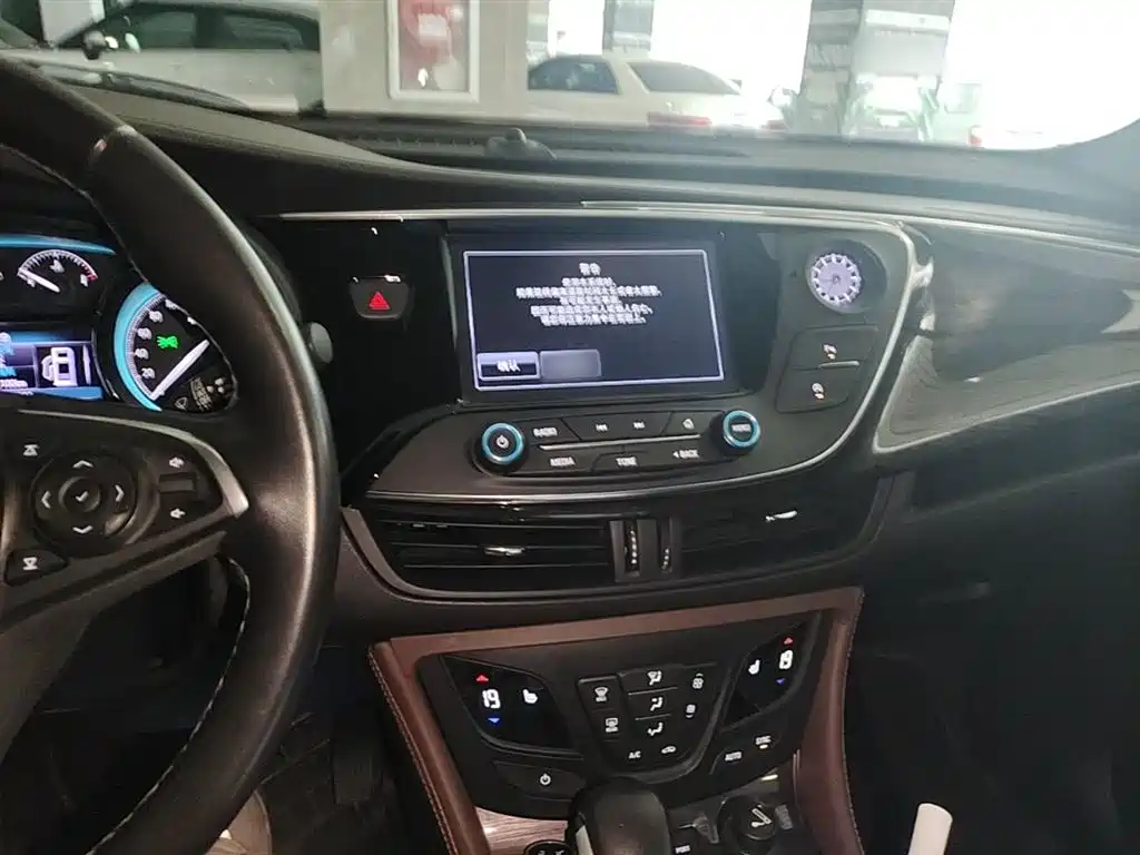 Buick Envision Plus 2017 28T AWD Elite фото 10