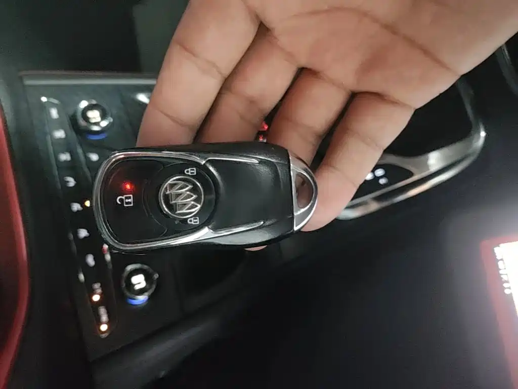 Photo 9 - Buick Verano