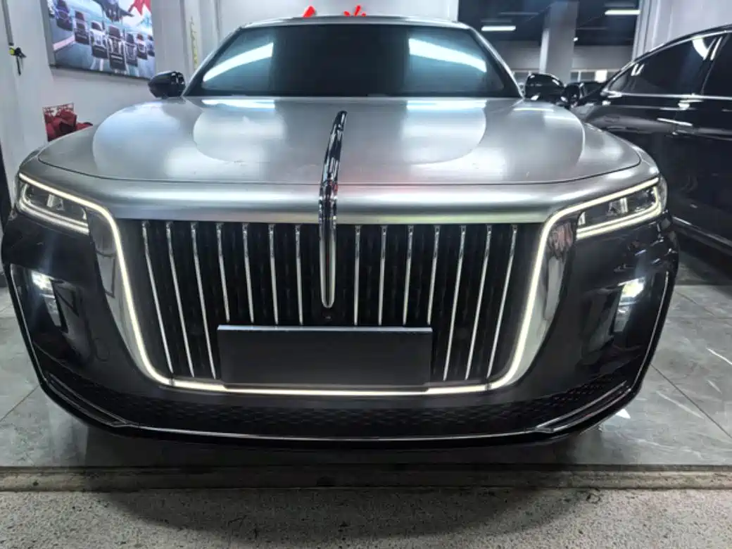 Hongqi H9 2020 2.0T Smart Connection Qi Xiang Edition фото 17