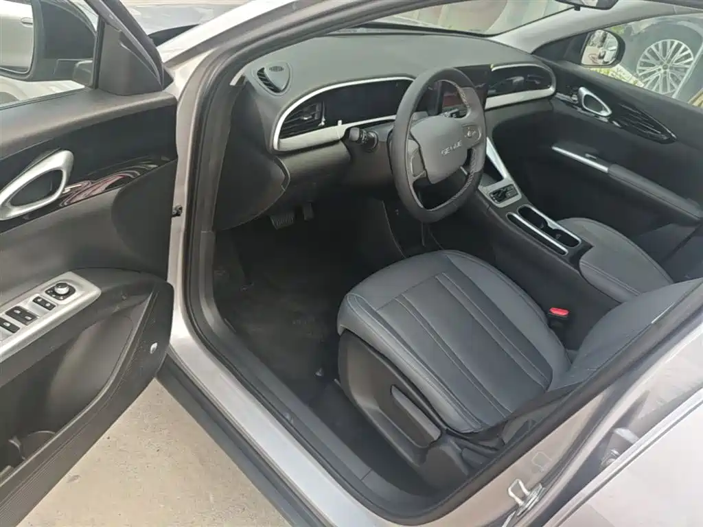 Geely Galaxy Starry Wish 2026 Edition 310km Youth Version фото 16