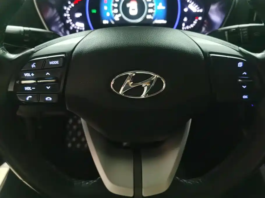Hyundai Fista 2019 280TGDi Sport Edition China VI фото 15