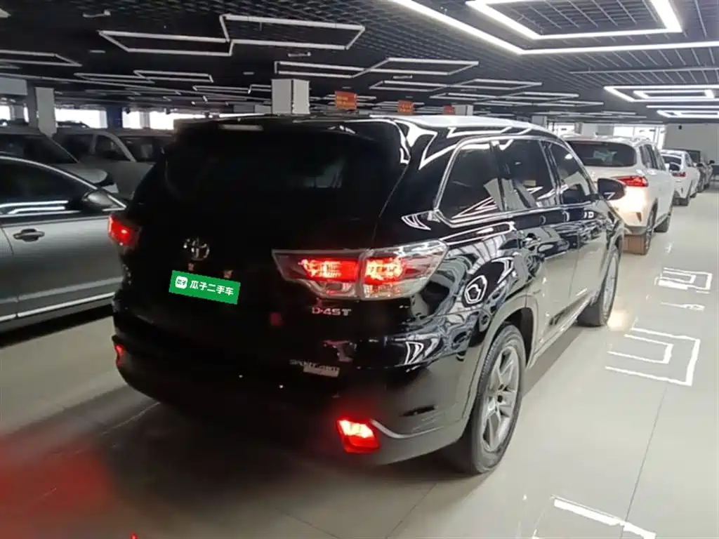 Toyota Highlander 2015 2.0T AWD Luxury Edition 7-seater фото 7