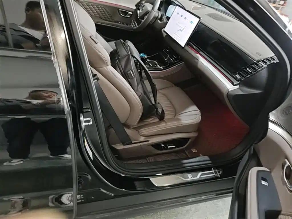 BYD Han 2023 DM-i Champion Edition 121KM Honor фото 25
