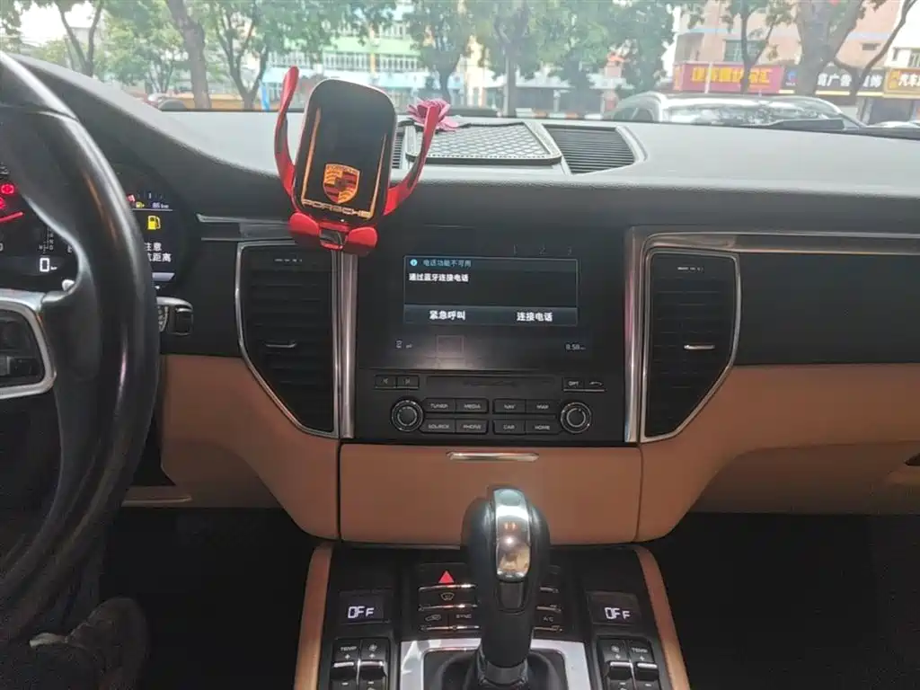Porsche Macan 2017 Macan 2.0T фото 13