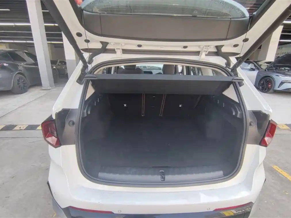 BMW iX1 2023 eDrive25L X Design Package фото 2