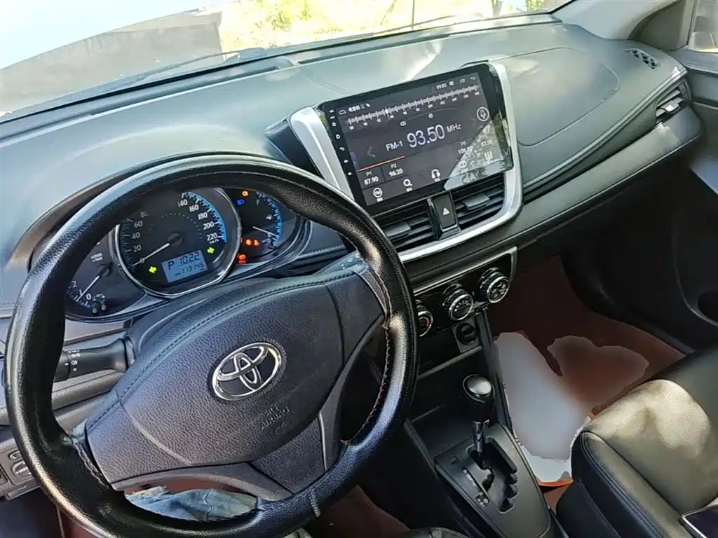 Toyota YARiS L Zhi Xiang 2017 1.5E CVT Charming Edition фото 10