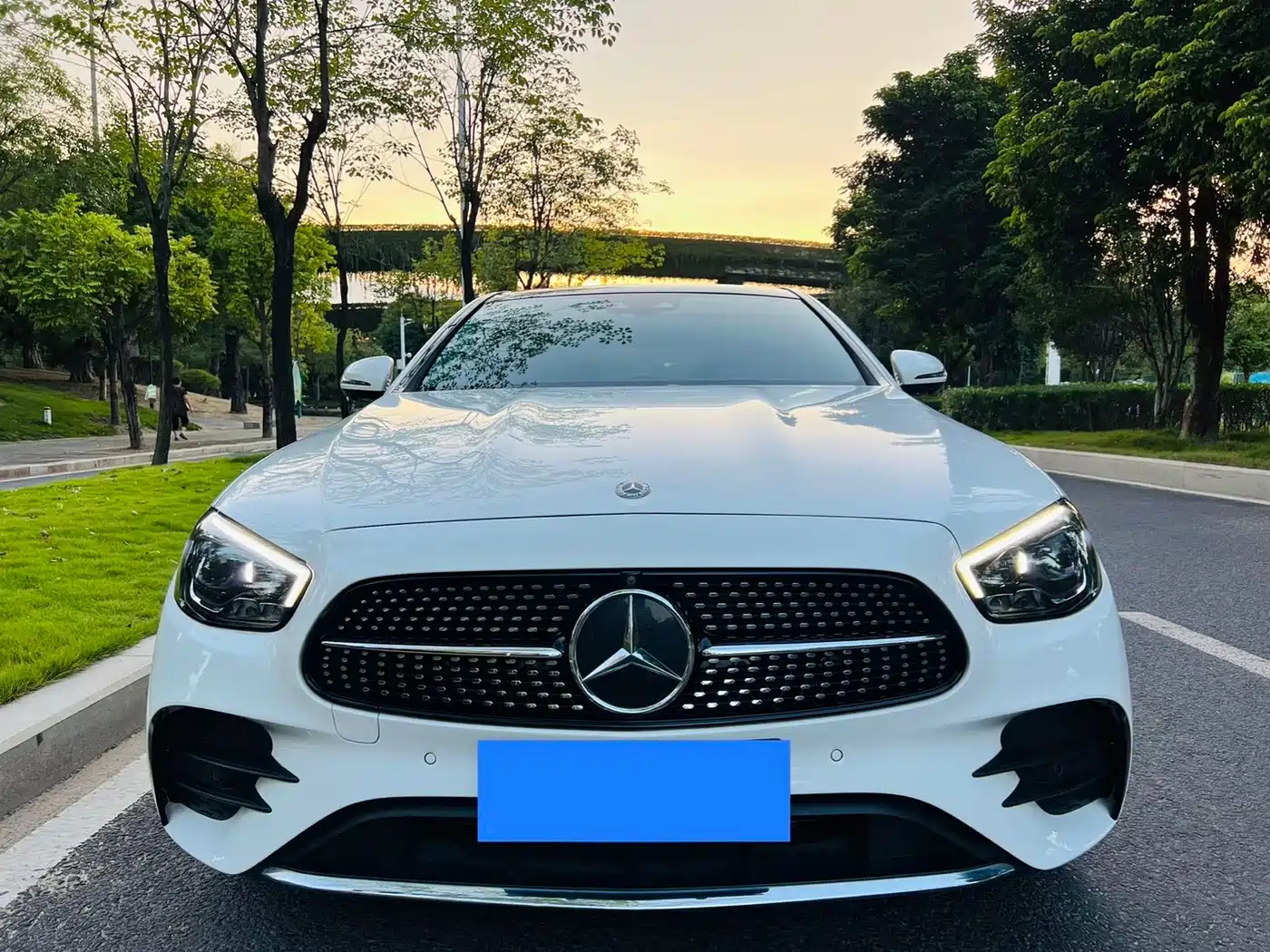 Mercedes-Benz E-Class 2021 E 300 L Sport Fashion фото 2