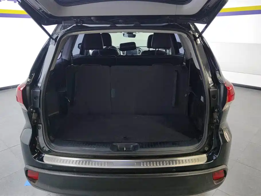 Toyota Highlander 2018 2.0T 4WD Luxury 7-seater (China V) фото 4