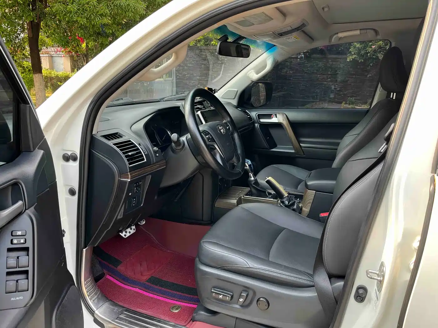 Toyota Prado 2019 3.5L Automatic TX-L Zunxiang Edition фото 10