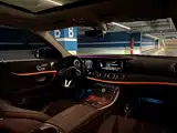 Фото 23 - Mercedes-Benz E-Class
