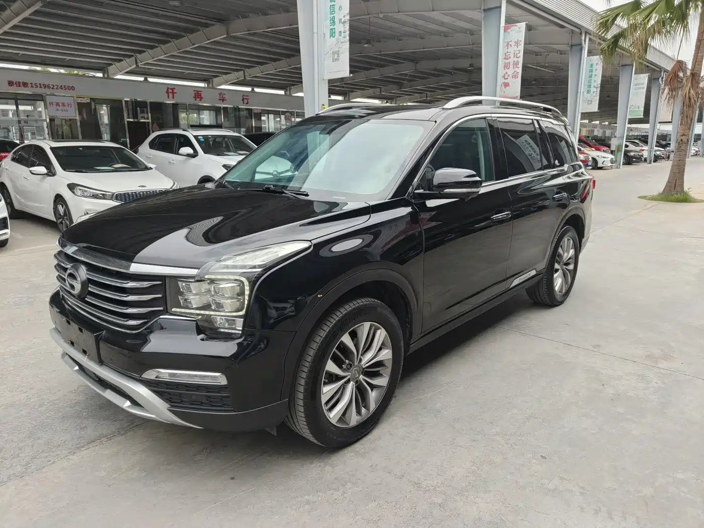 GAC Trumpchi Trumpchi GS8 2017 320T 2WD Luxury Smart Connect (7-seater)