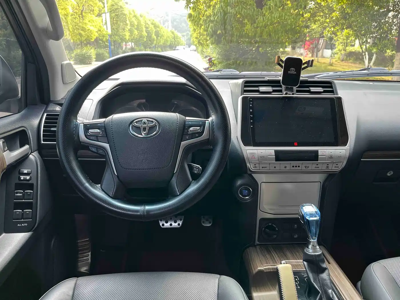 Toyota Prado 2019 3.5L Automatic TX-L Zunxiang Edition фото 22