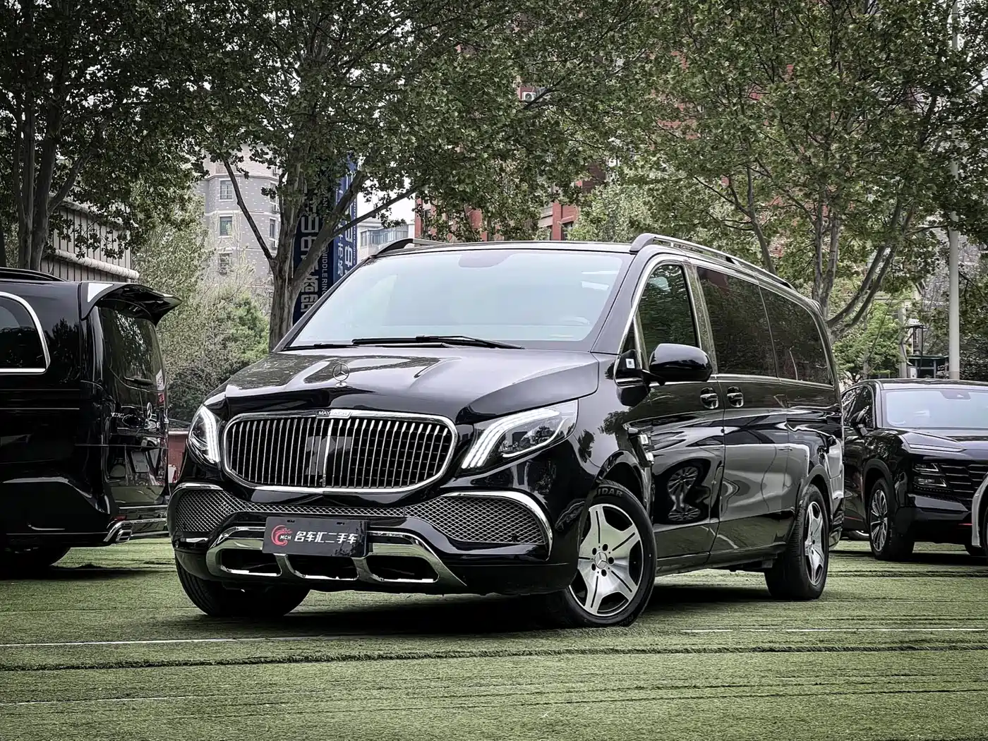 Mercedes-Benz Vito 2023 2.0T Business 7-Seater
