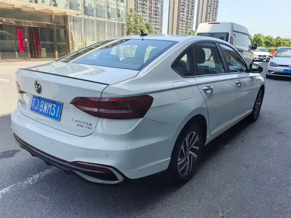 Volkswagen Lavida 2023 280TSI DSG Starlight Comfort Edition фото 3