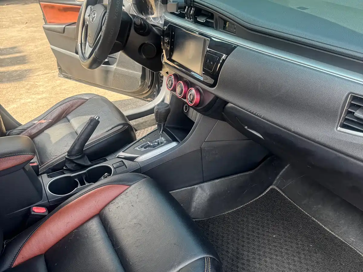 Toyota Levin 2014 1.6G CVT Elite Edition фото 9