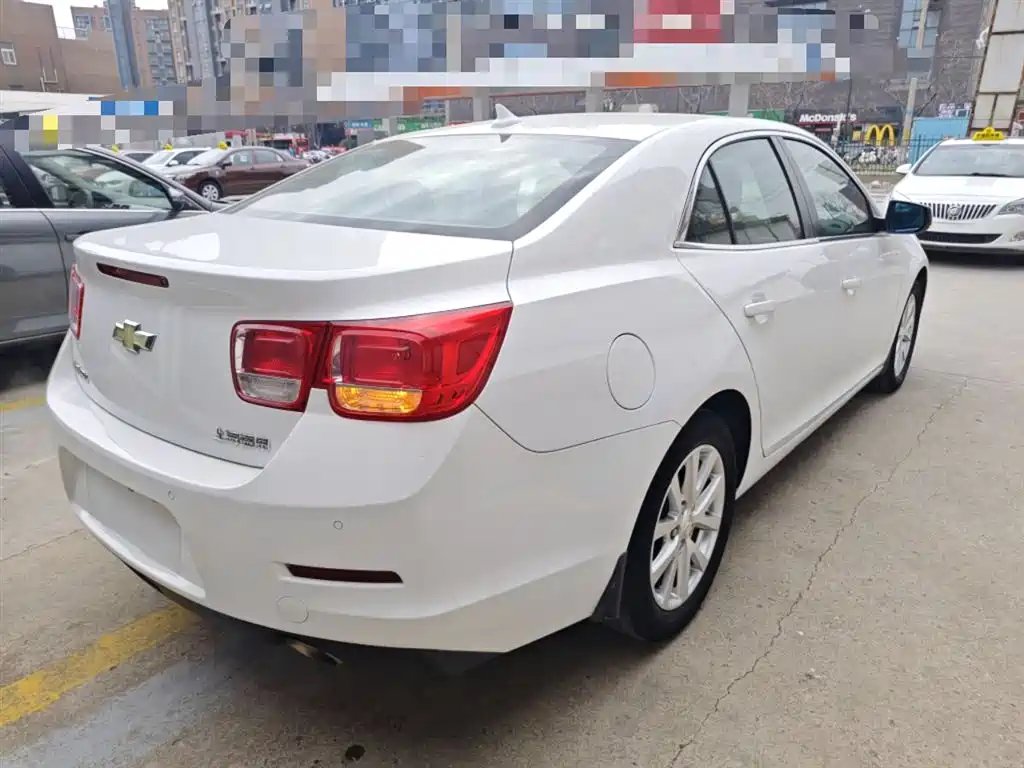 Chevrolet Malibu 2014 2.0L Automatic Luxury фото 5