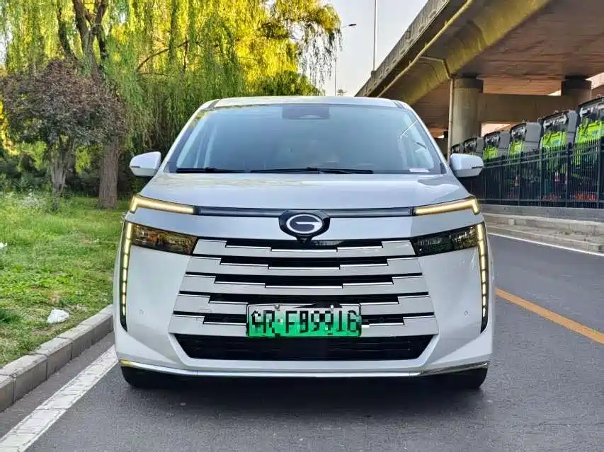 GAC Trumpchi Trumpchi E8 NEV 2024 150km Soaring Dragon Glory Edition фото 2