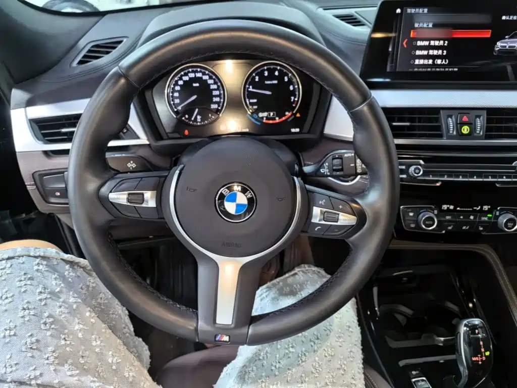 BMW X2 2020 2020 sDrive25i Exclusive M Sport Package