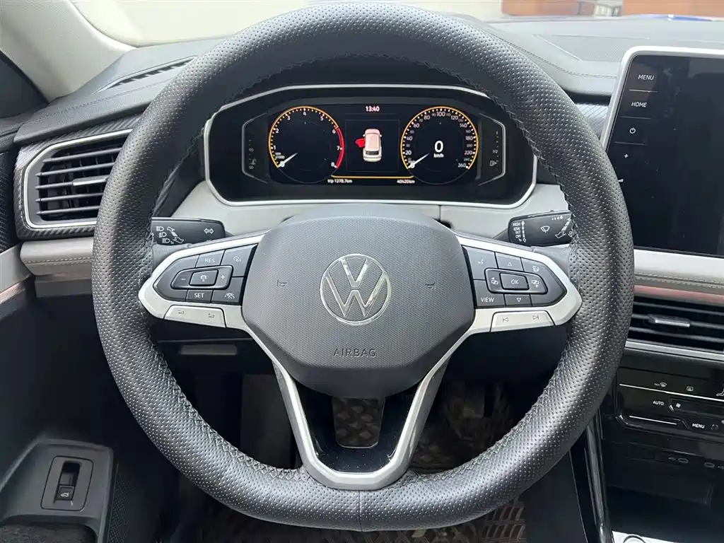 Volkswagen Tayron 2023 280TSI 2WD Luxury Plus Advanced Edition фото 8