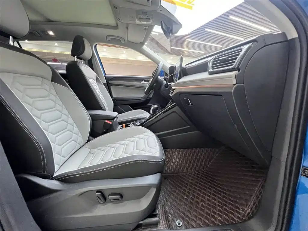 Volkswagen Tayron 2023 280TSI 2WD Luxury Plus Advanced Edition фото 17